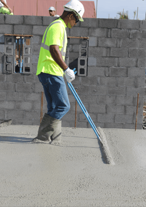 materiaux-de-construction-reunion-dallage-plancher-beton-auto-nivelant