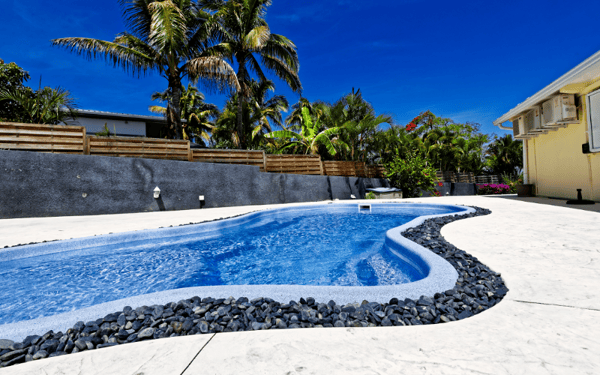 terrasse-beton-plage-piscine