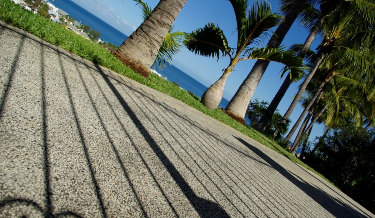 Comment Enlever La Laitance Rester Sur Un Béton Désactivé Comment faire son béton désactivé pour ses travaux de rénovation à La  Réunion ?